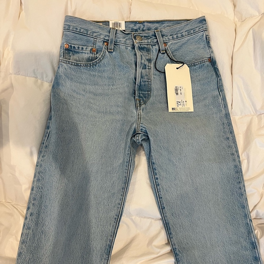 Levi jeans new with tags size 27
